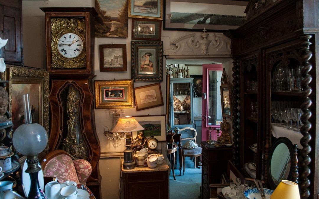 The 8 Things You Should Always Buy at a Thrift Store